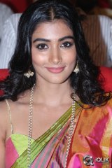Pooja Hegde at Oka Laila Kosam Audio Launch